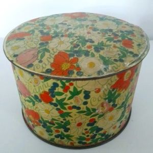 Vintage Cappi Dusting Powder Cheramy Paris New York Cosmetic Floral Tin